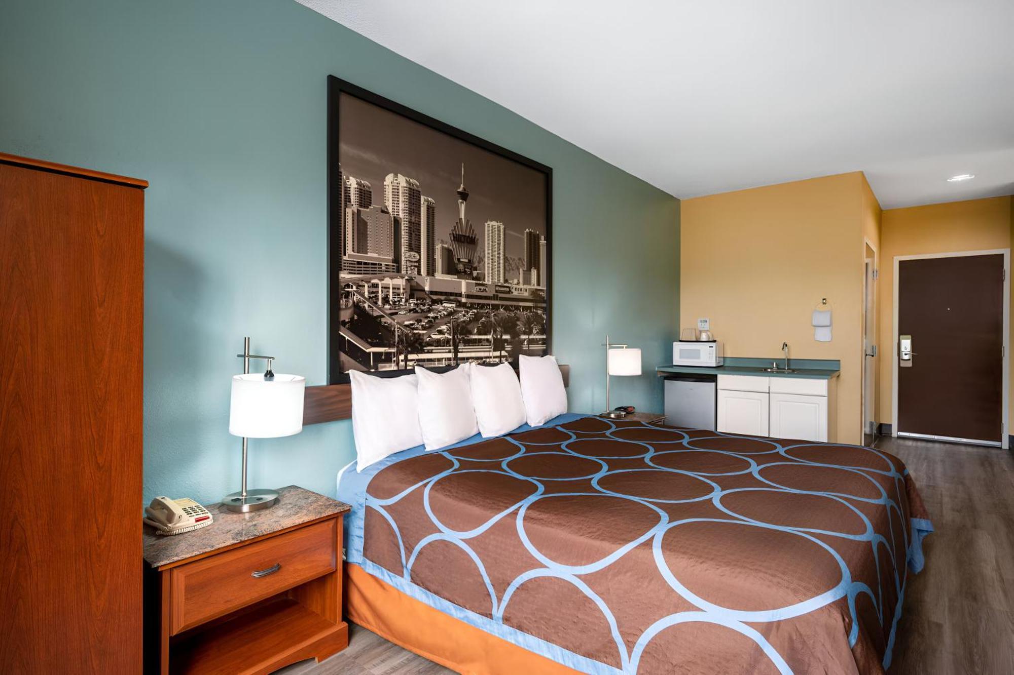 Hotel Super 8 By Wyndham Salisbury Extérieur photo